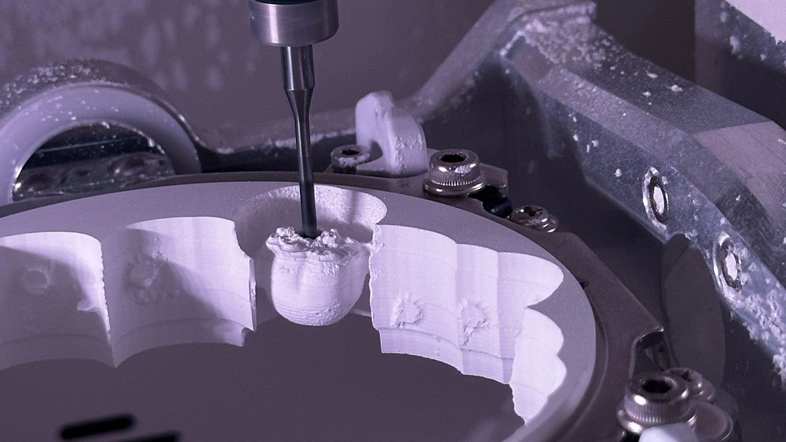 5-axis machining centre cutting a ring